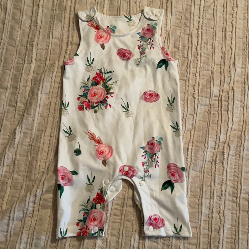 Nwt white floral romper
